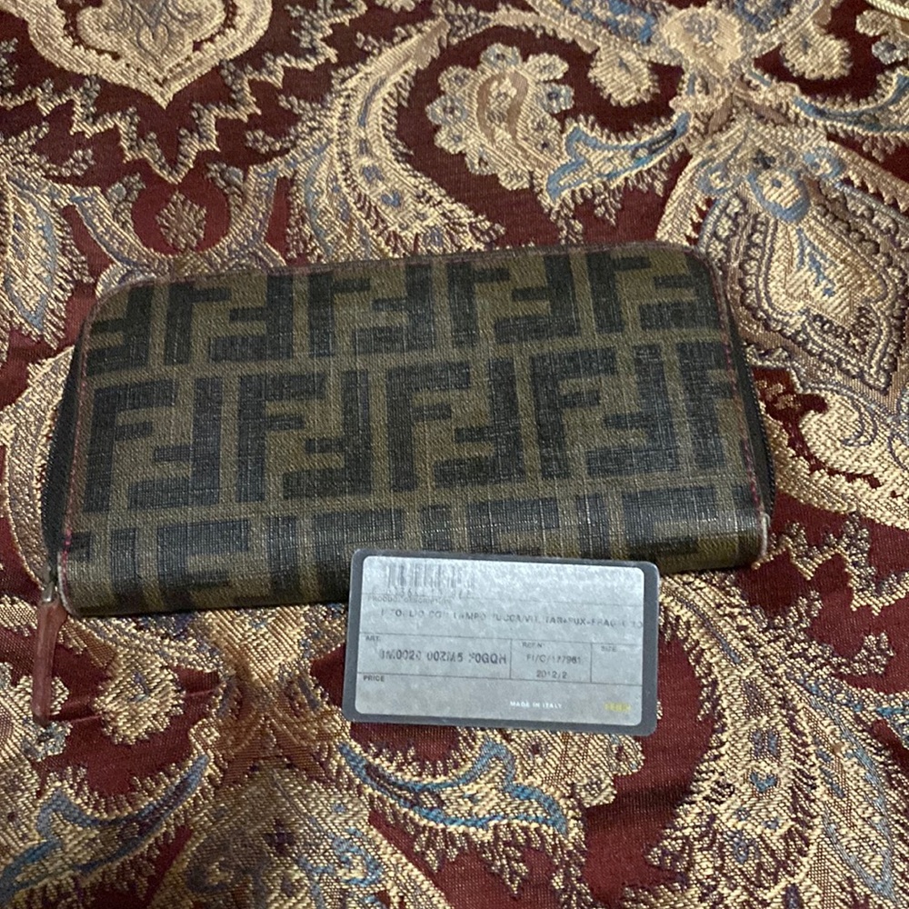 fendi long wallet